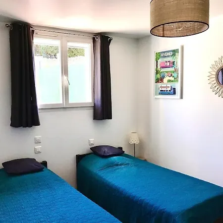 Apartment Giens-t2 Charme-7m A Pied - Rez De Jardin Hyeres